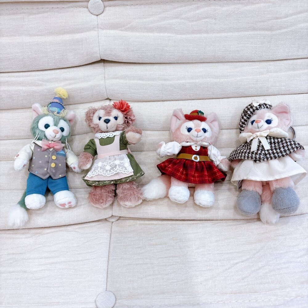 BRAND NEW CUTE DISNEY CHARMS, ASIAN VERSION